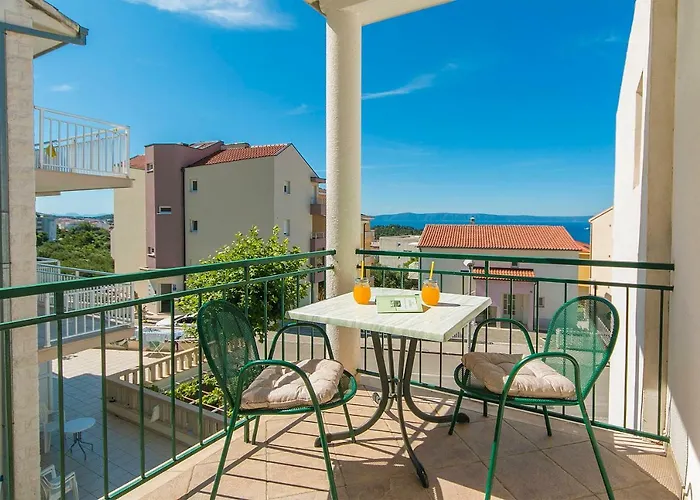 & Beus 3* Makarska